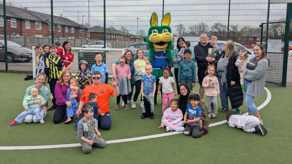 ROCHDALE DS ALL STARS CELEBRATE HITTING FUNDRAISING GOAL AT THE DALE ...